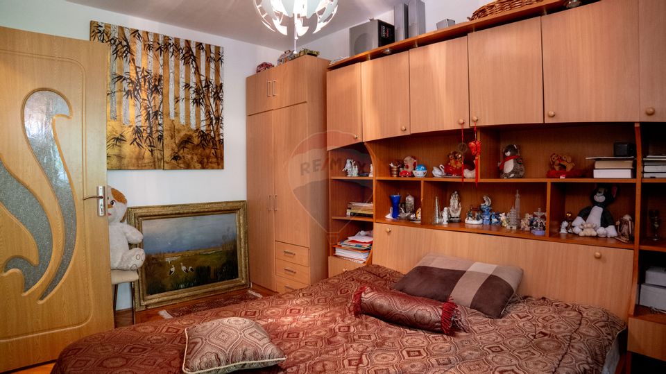 Vanzare apartament 2 camere semidecomandat, Bucurestii Noi