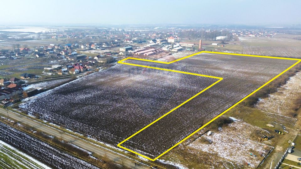 Teren de vânzare pentru investiție în Satulung