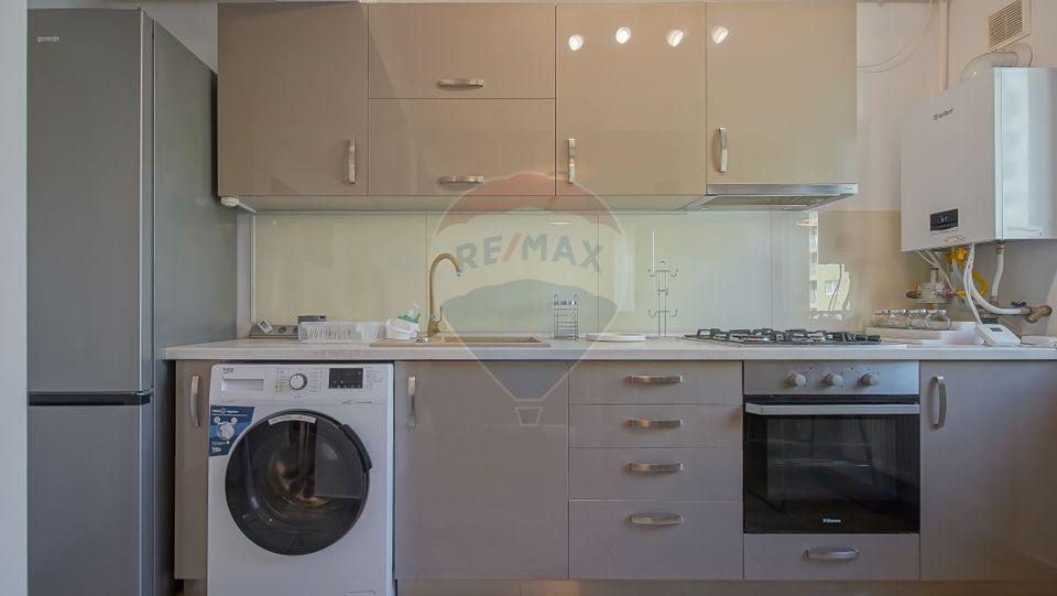 2 room Apartment for rent, Tractorul area