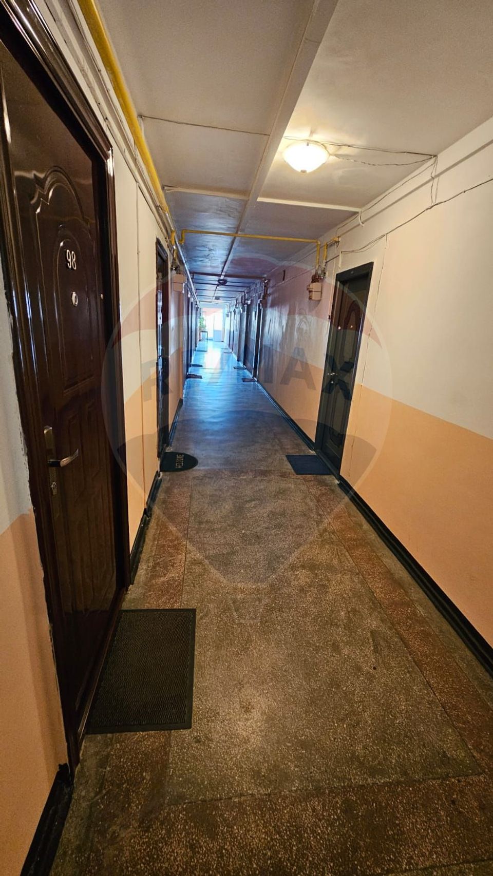 GARSONIERA  decomandata, cu priveliste  - DE VANZARE- BV/  str Traian!