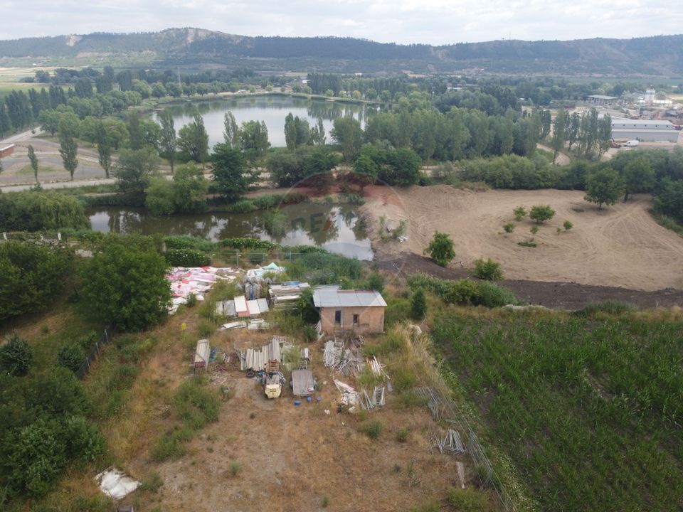 Teren de vanzare, zona cu acces rapid la autostrada, Campia Turzii