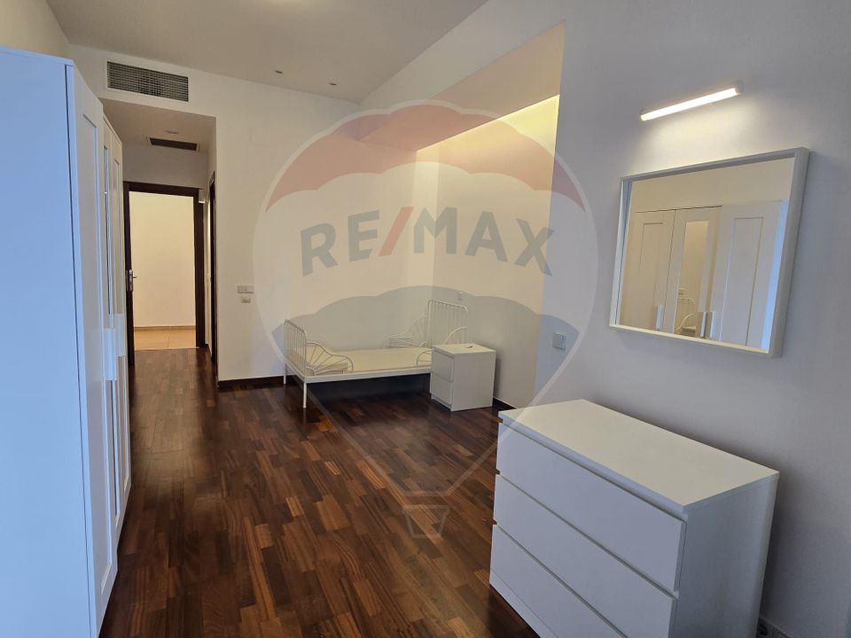 Inchiriere Apartment 4 camere Complex Liziera Pipera