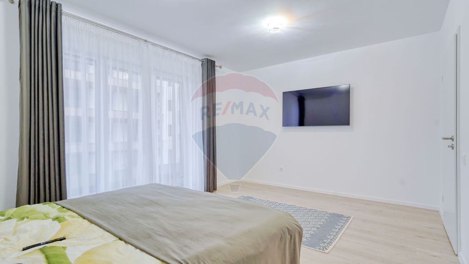 2 room Apartment for rent, Tractorul area