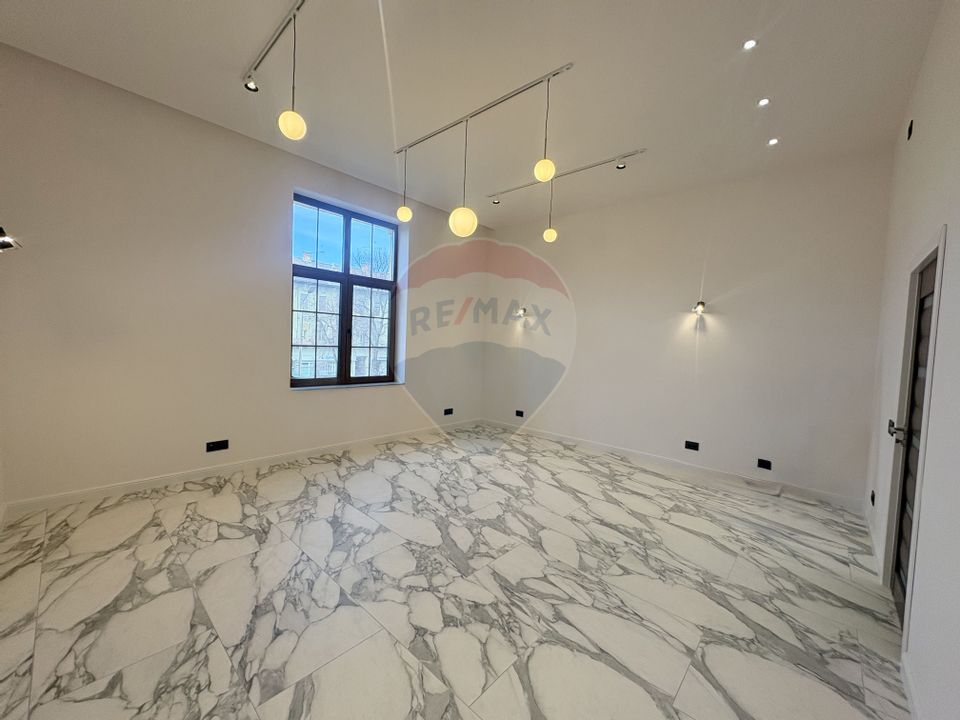 La inchiriere sp Birouri Premium 123mp Bulevardul Revolutiei etajul 1