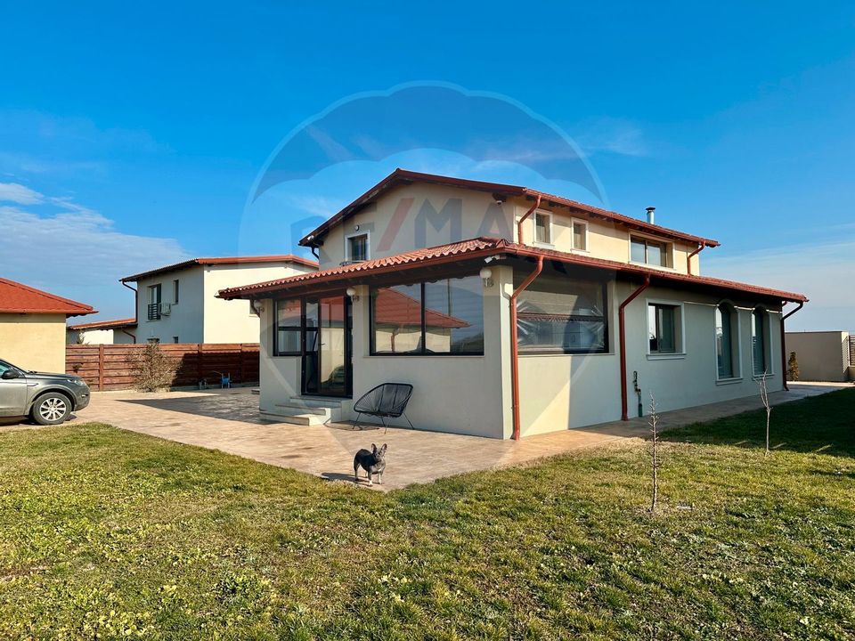 7 room House / Villa for sale