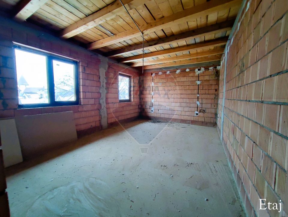 6 room House / Villa for sale, Central area