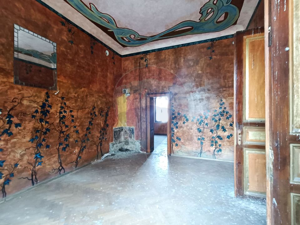 Vanzare Vila Interbelica Stradala, Pta Regina Maria, Ocazie Investitie