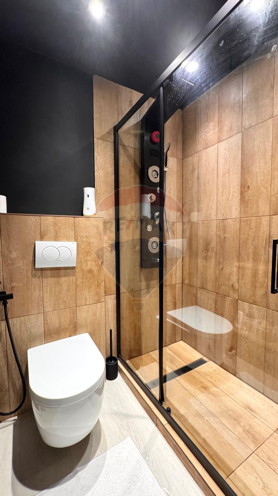 4 room Apartment for sale, Tomis Nord area