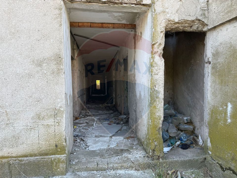 2,300sqm PROPERTY for sale BABADAG / TULCEA / CONSTANTA