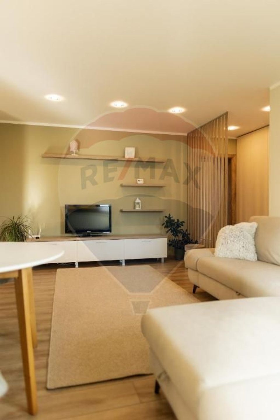 2 room Apartment for rent, Ultracentral area