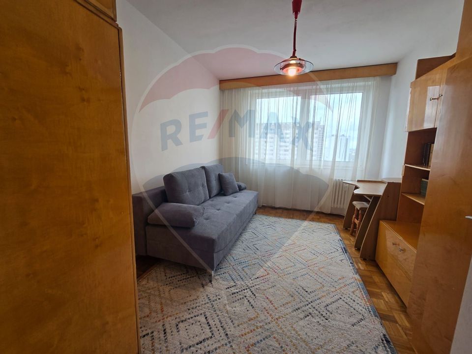 3 room Apartment for rent, Centrul Civic area