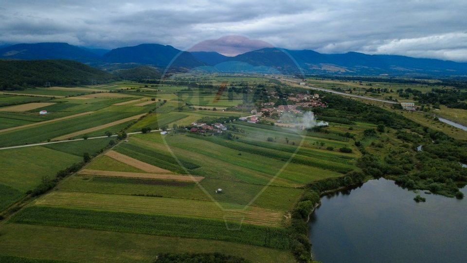 Land 3,380sqm Unciuc / Intrarea Unciuc