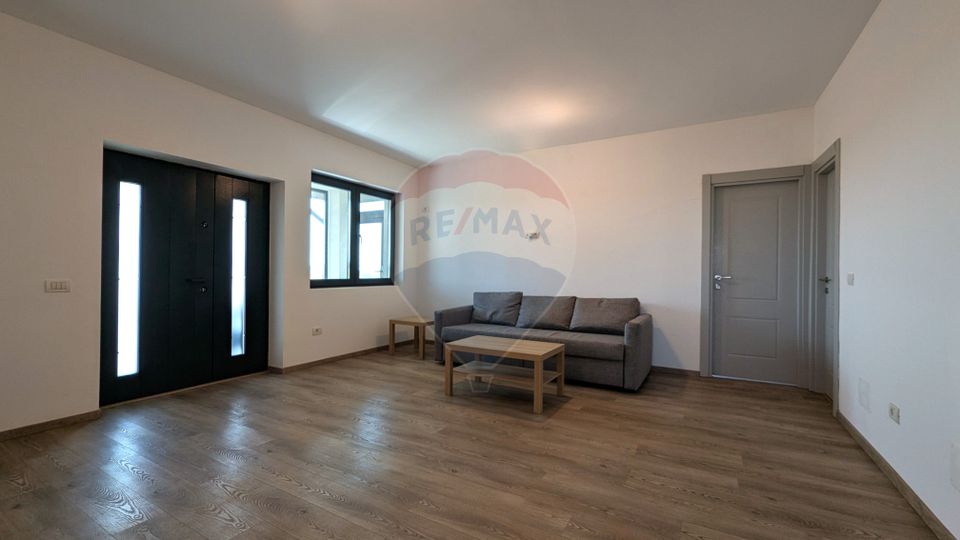 4 room House / Villa for sale