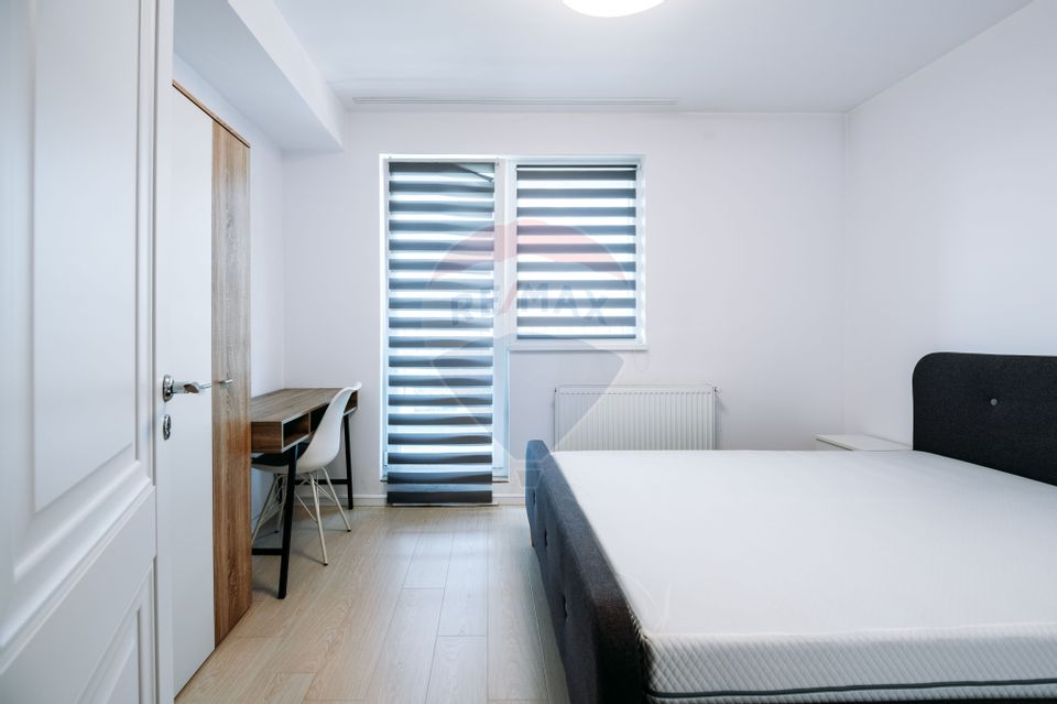 Apartament penthouse pe doua niveluri (4 camere)