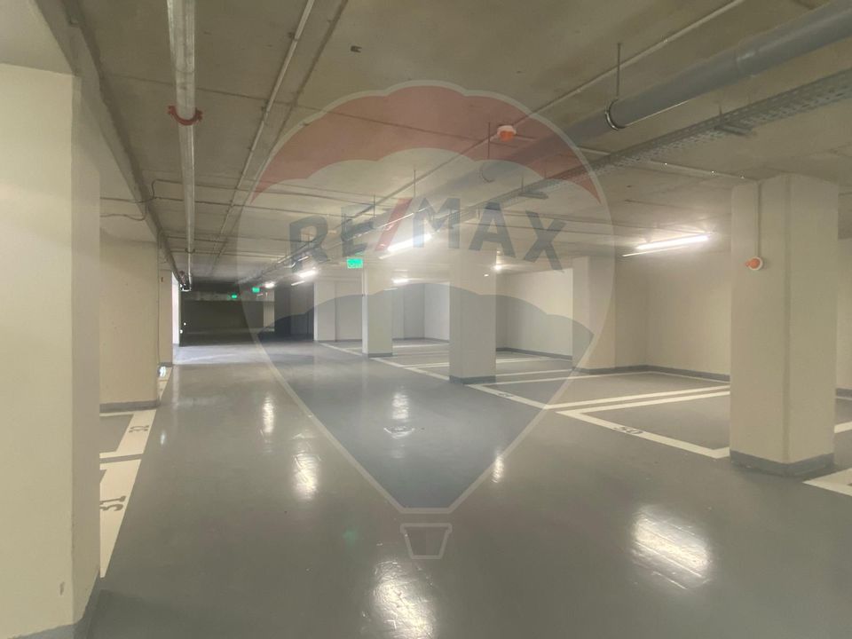 DE VANZARE Apartament cu 3 camere în zona Central/Ploiesti