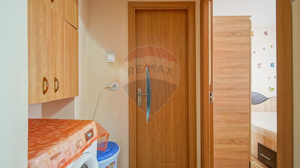3 room Apartment for sale, Florilor area