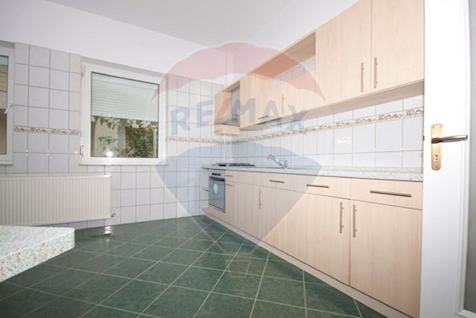 INCHIRIERE 3 camere 150 mp Herastrau