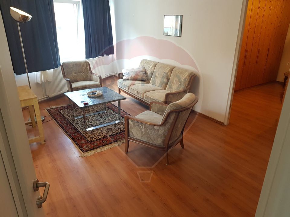 3 room House / Villa for rent, Orasul Vechi area