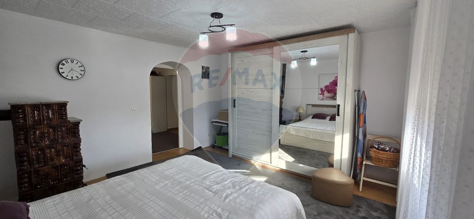 6 room House / Villa for sale