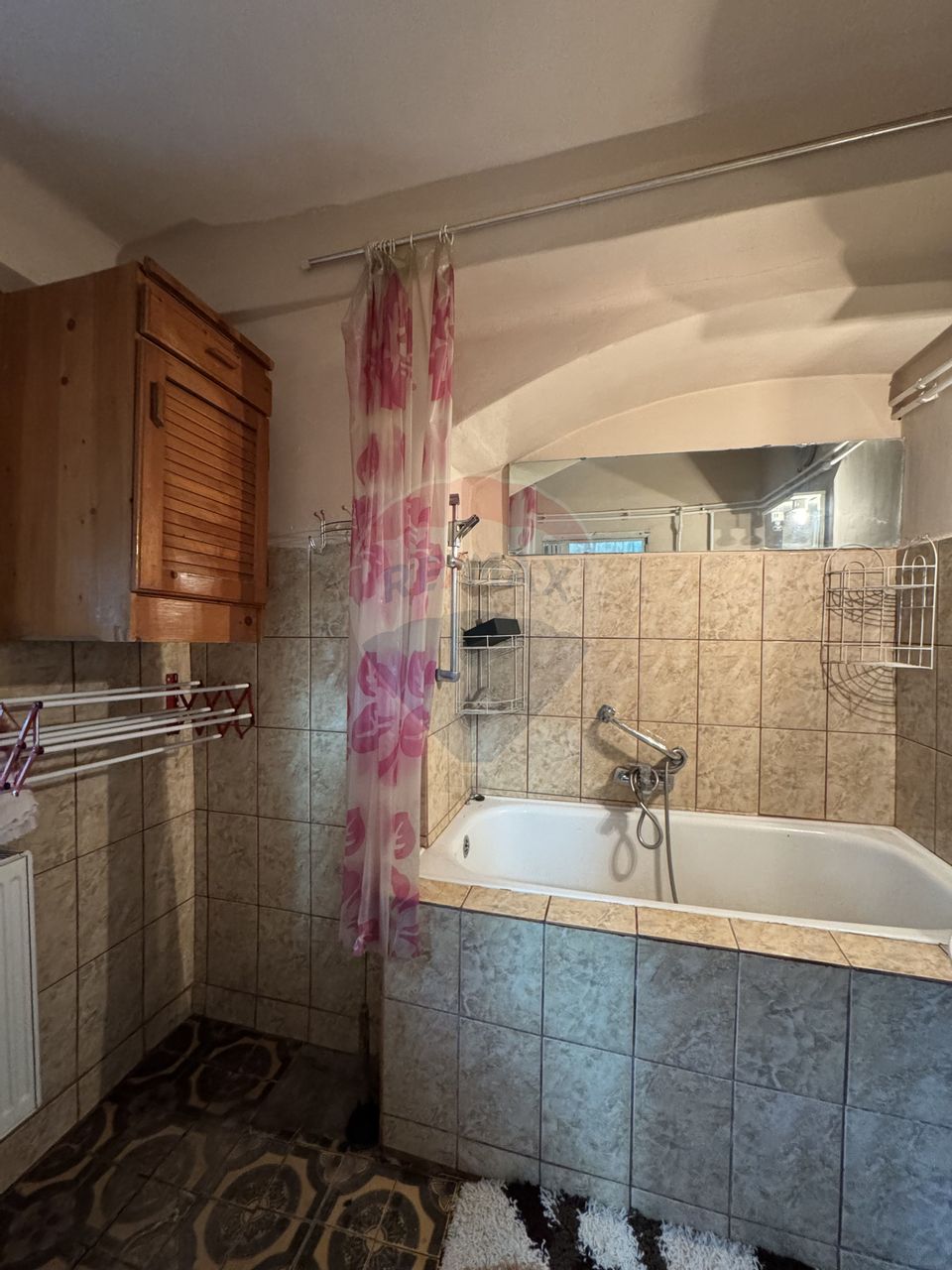 5 room House / Villa for sale, Est area