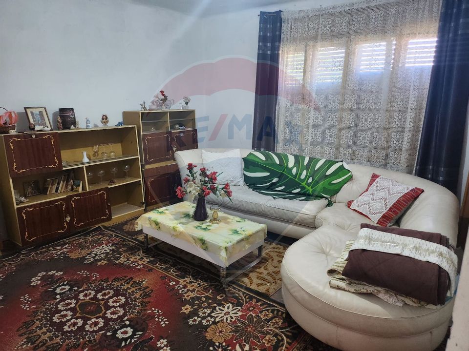 4 room House / Villa for sale, Central area