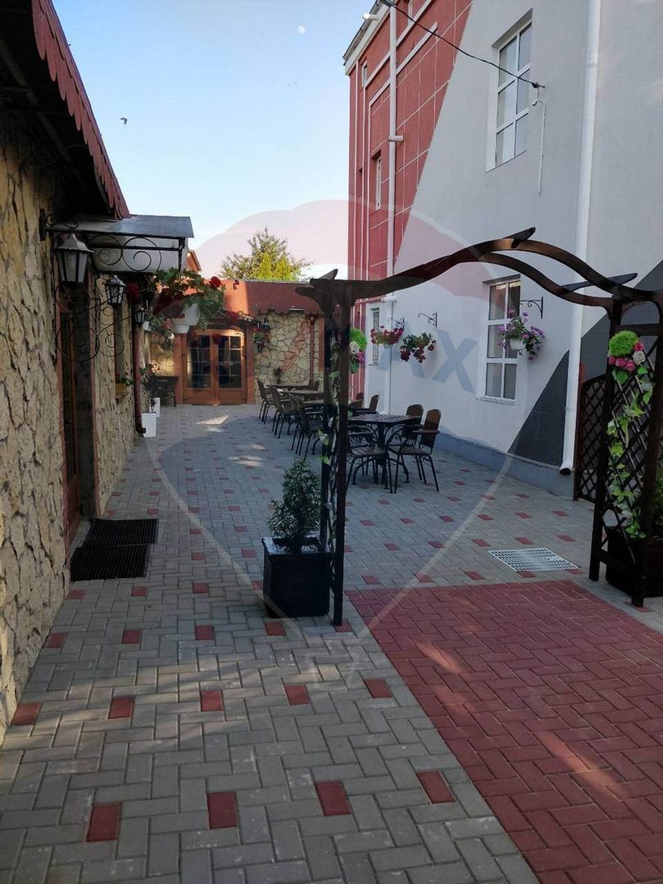 Spațiu comercial de 350 mp de vânzare în zona Piața Centrală Galați