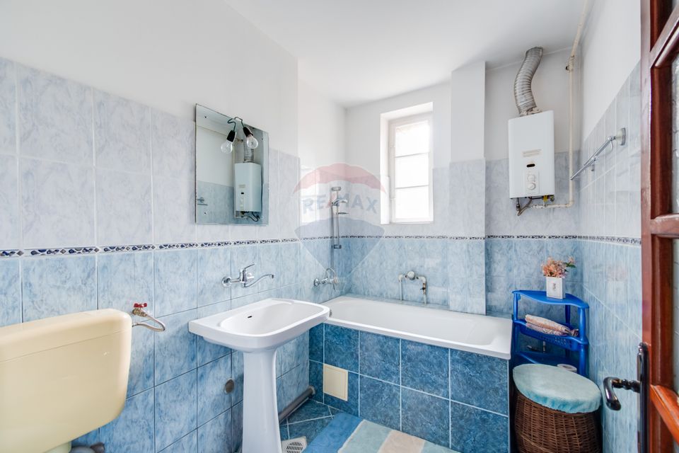 Apartament cu 3 camere de vânzare în Chitila