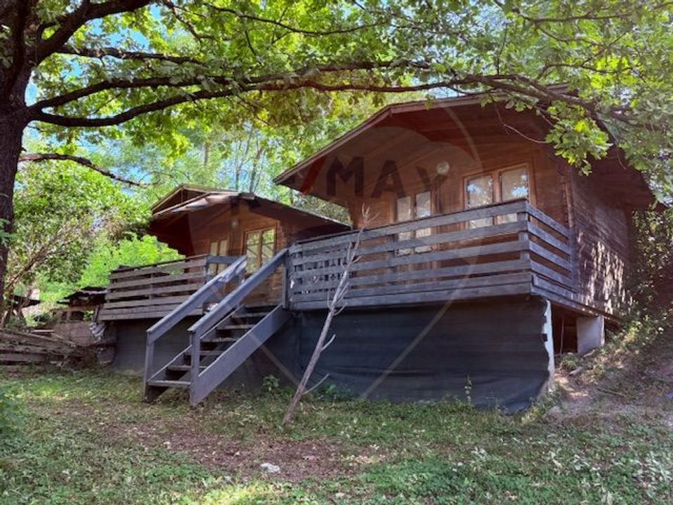 Ansamblu de 7 Căsuțe de Vacanță, Ocna Șugatag