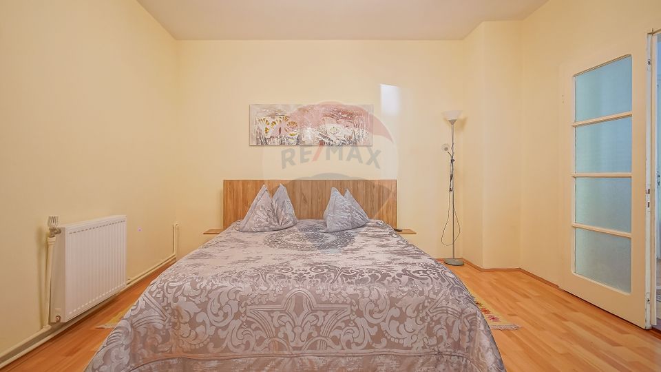 Vilă cu farmec istoric în Bușteni, pensiune sau locuință de vacanță!