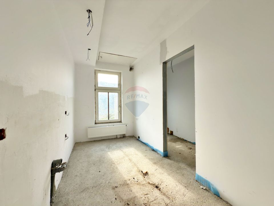 Casă cu 2 camere de vânzare loc. Frumușeni, jud. Arad