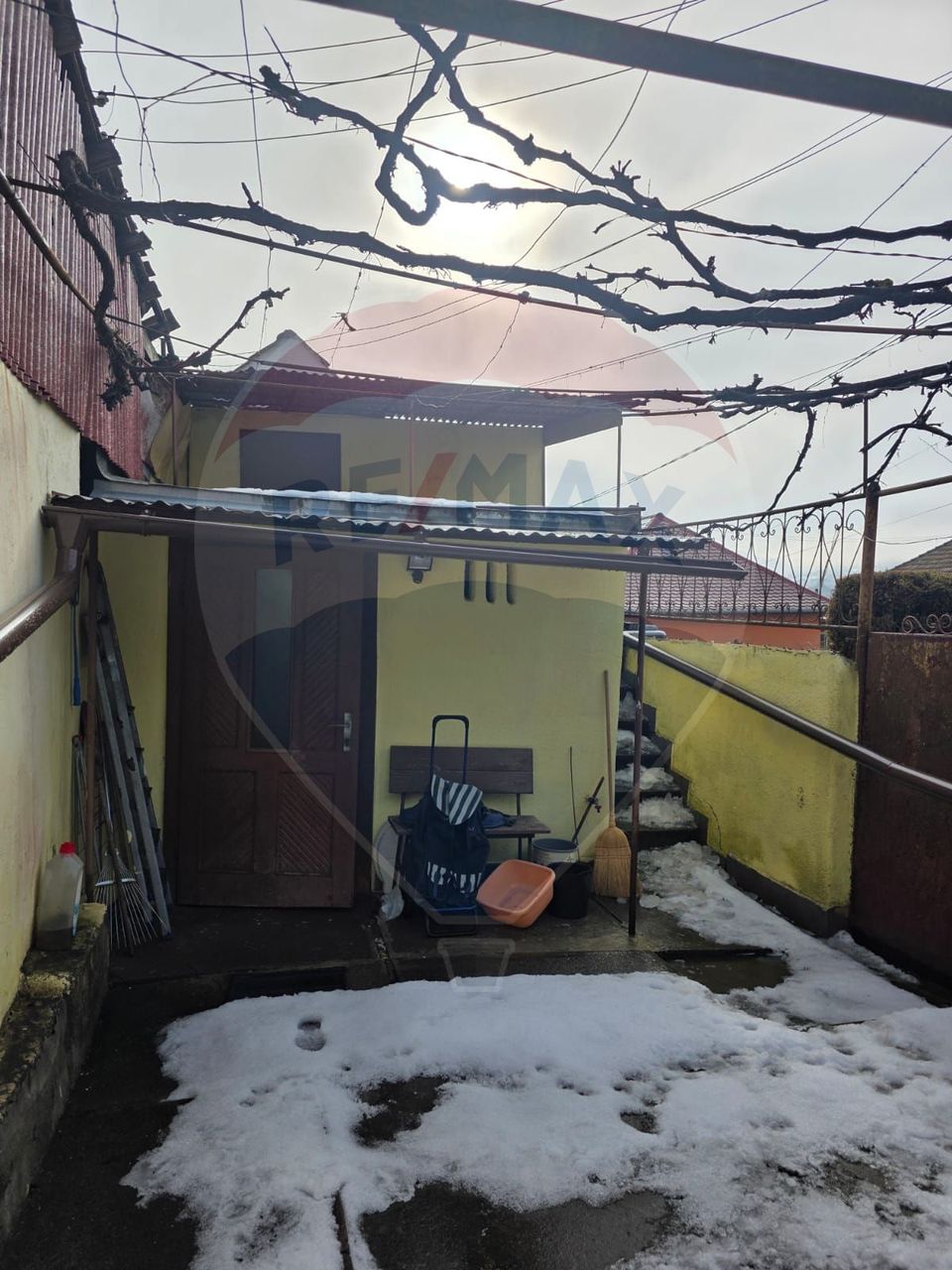 Casa de vanzare, curte proprie -Medias, str. Stadionului