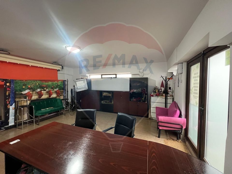 50sq.m Commercial Space for rent, Central area