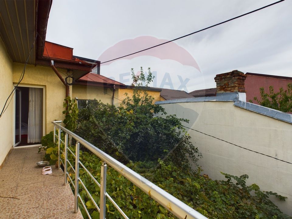 5 room House / Villa for sale, Andronache area