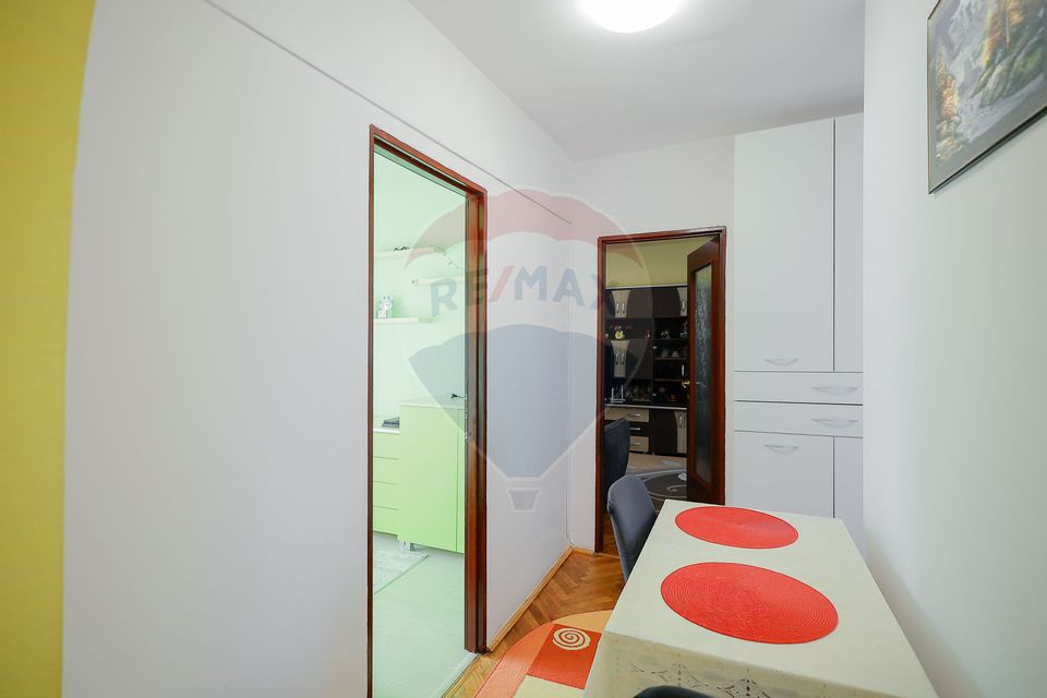 Apartament cu două camere de vânzare în zona Dacia