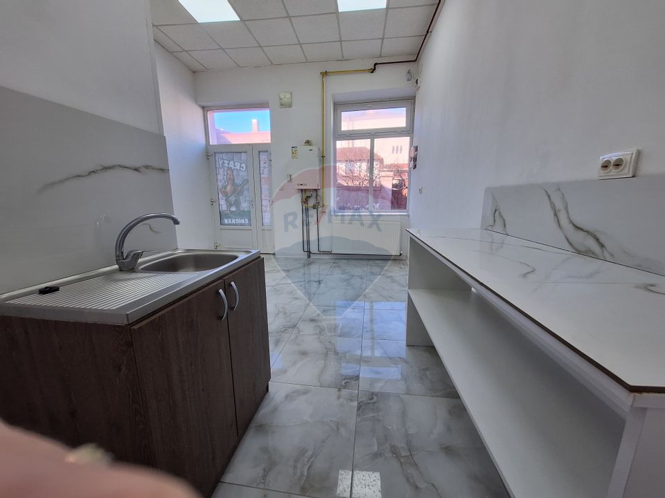 Spațiu comercial - închiriere  21 mp. /Central / Șimleu Silvaniei