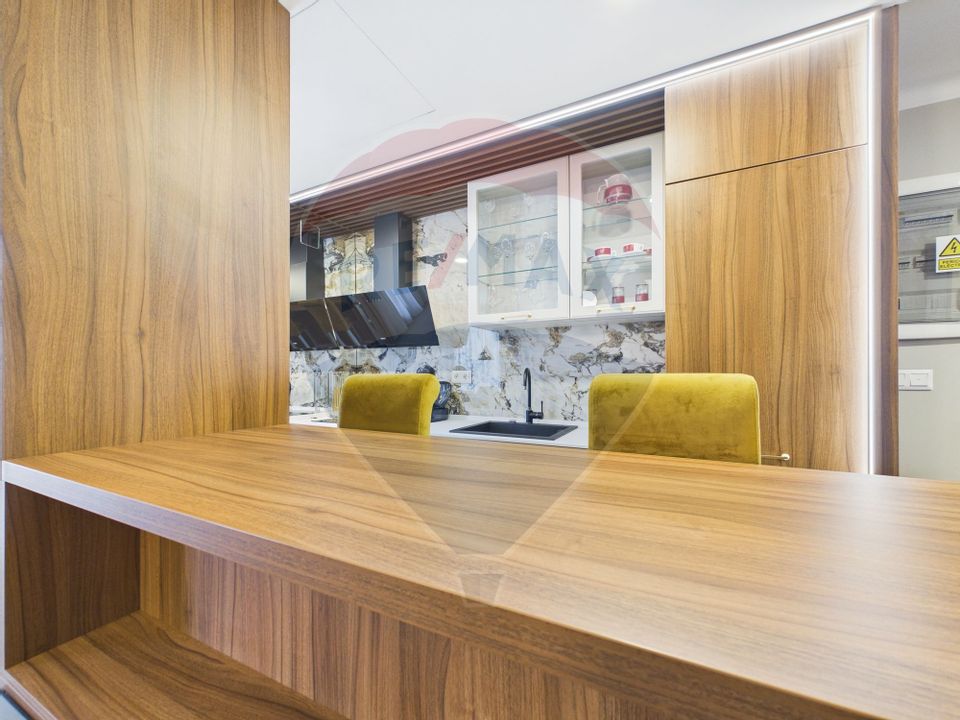 Apartament cu 2 camere ultrafinisat, de inchiriat - Zona Decebal