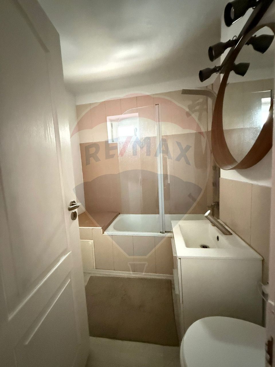 4 room Apartment for sale, 1 Mai area