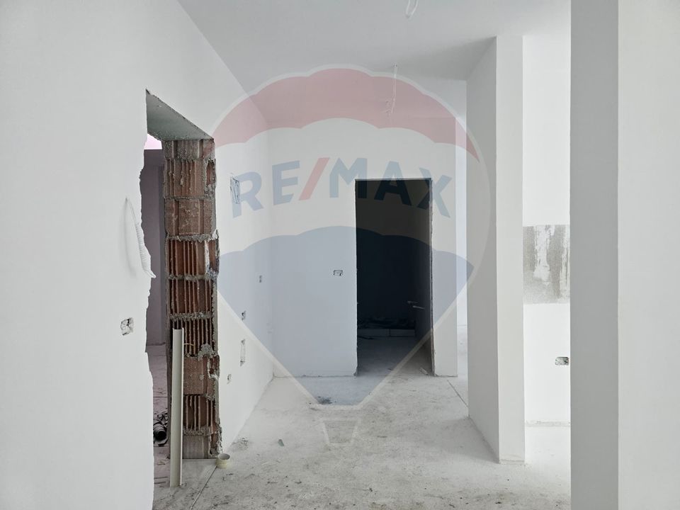 2 room Apartment for sale, Tractorul area