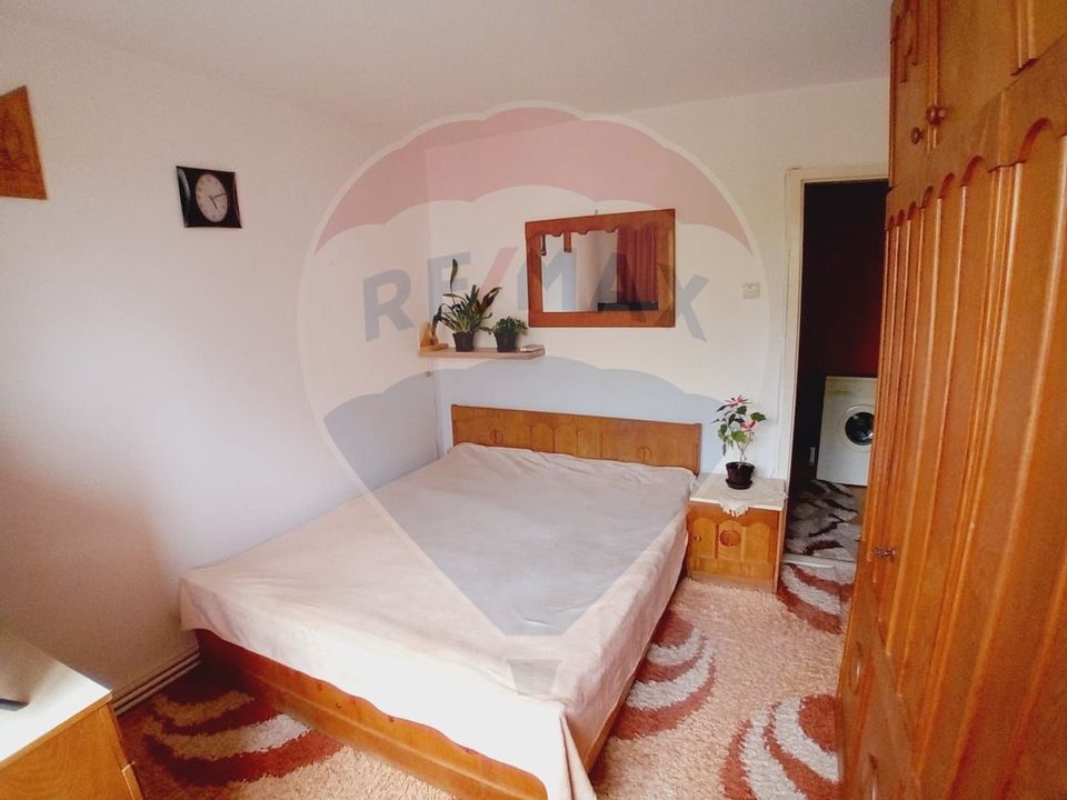 Apartament cu 3 camere