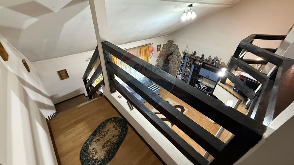 5 room House / Villa for sale, Est area