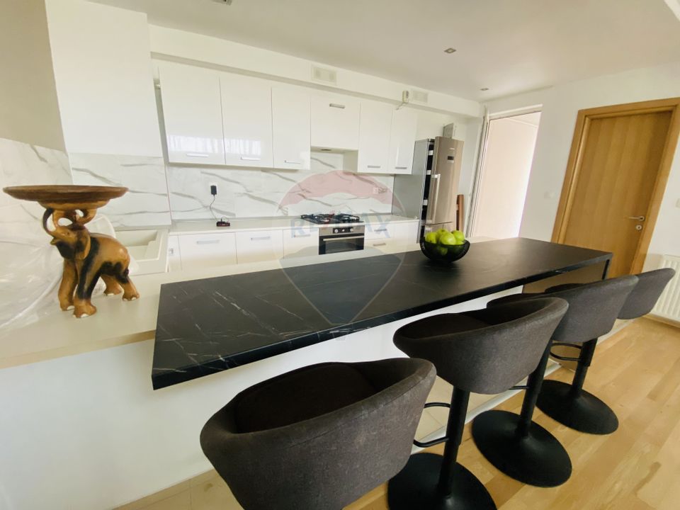 Vila Tunari 5 camere cu Garaj subteran