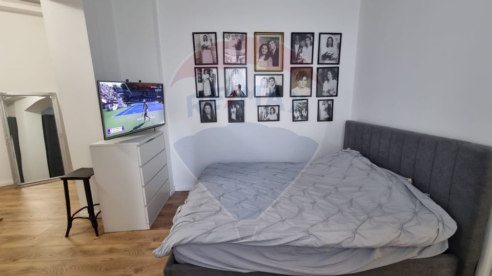 Spațiu de birouri/ Casa  cu 3 camere de inchiriat Calea Plevnei