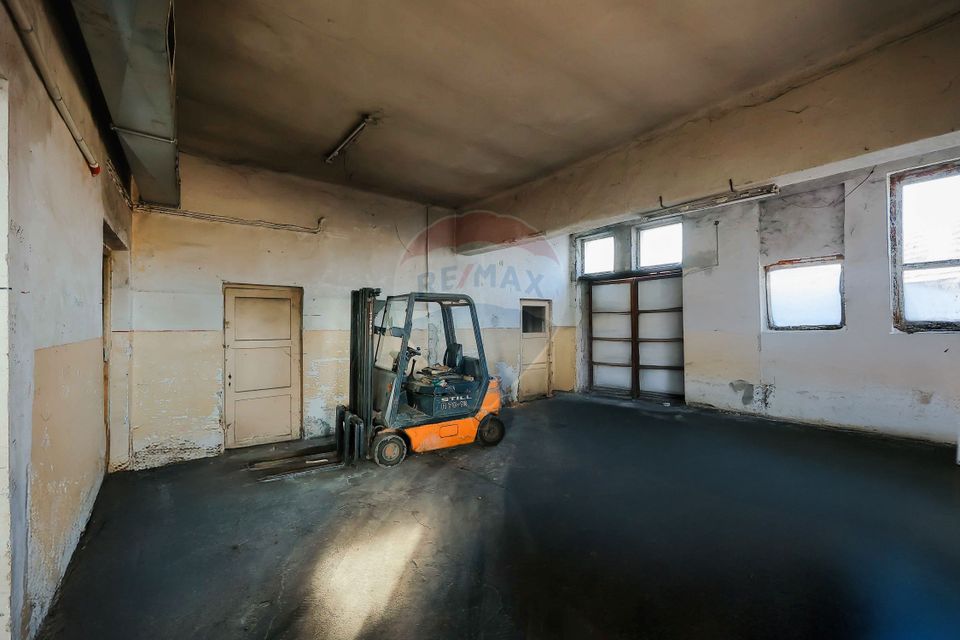 Spațiu industrial - 2040 mp de vânzare în zona Calea Clujului