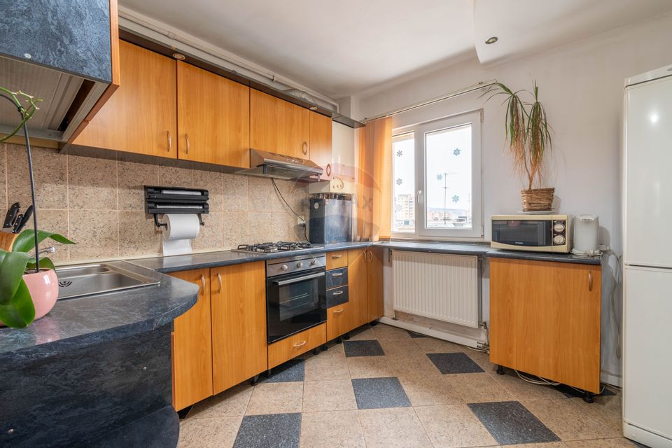 Apartament 3 camere de vanzare, Marasti
