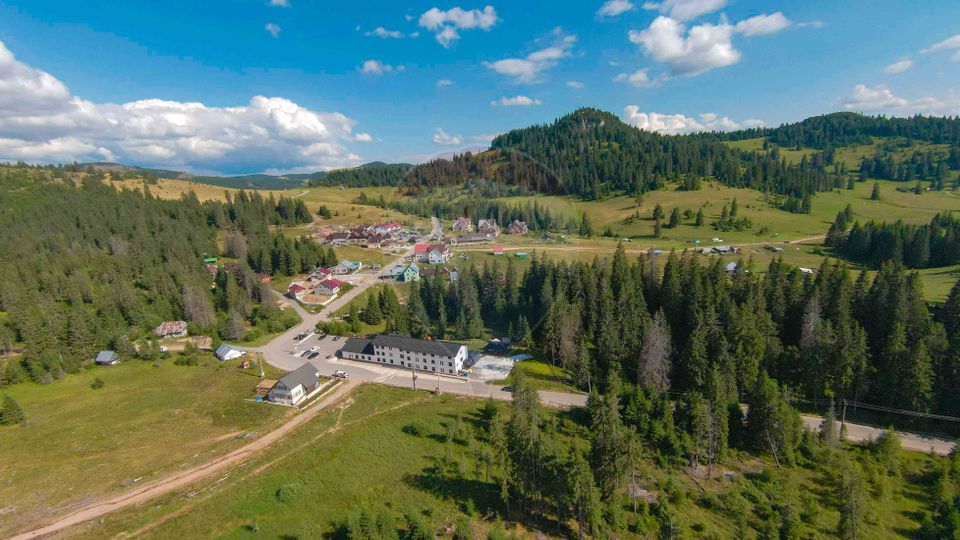 Land 600sqm Budureasa / Strada Principala