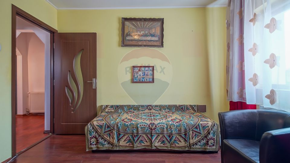 Apartament 3 camere, 2 băi –Tractorul