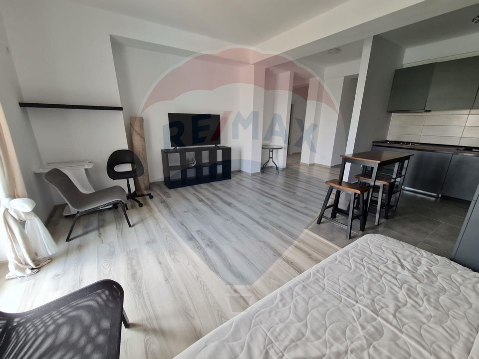 Apartament cu 2 camere de vânzare | Cosmopolis | Balcon | Investitie