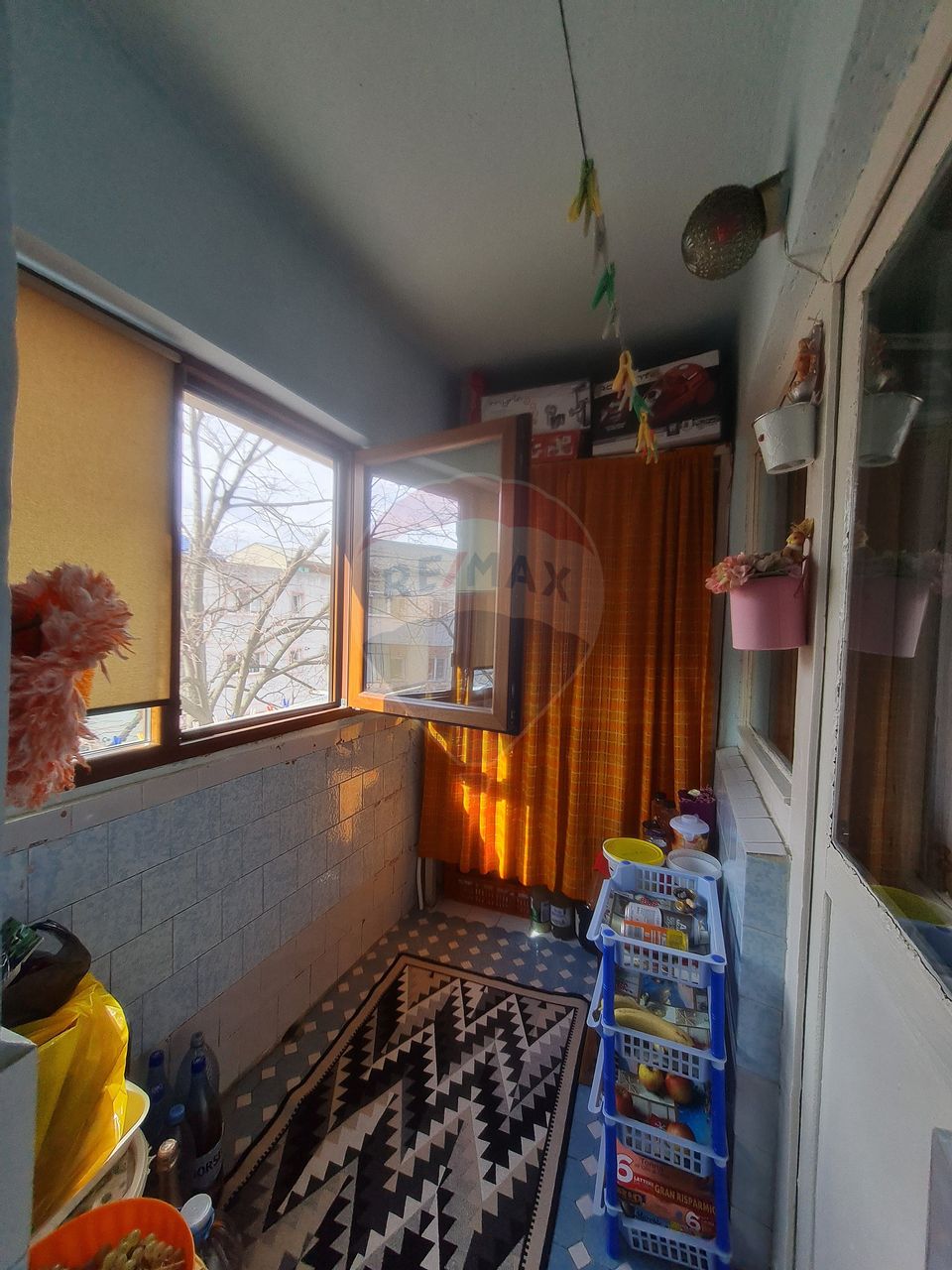 Apartament cu 2 camere de vânzare în zona Est