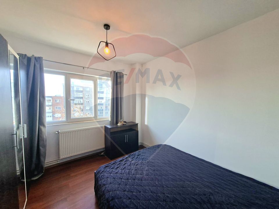 Apartament cu 3 camere de închiriat în zona Micalaca