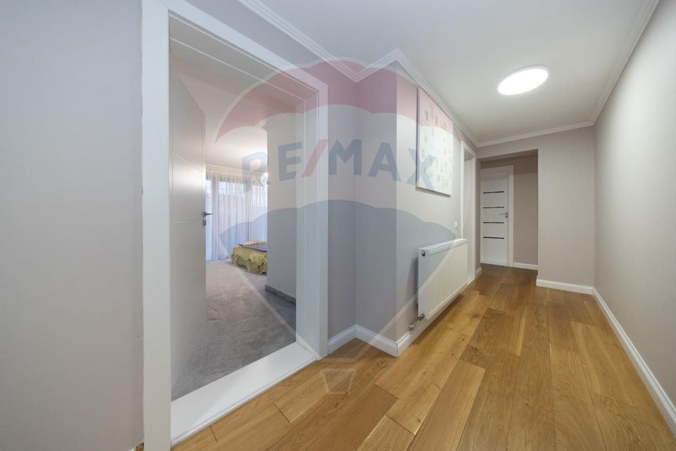 4 room House / Villa for sale